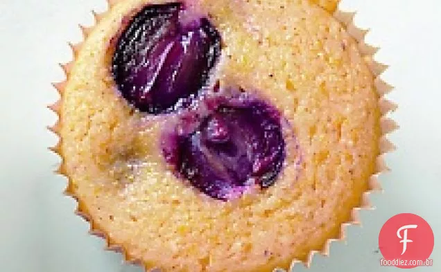 Muffins de uva de milho sem glúten