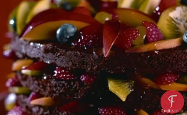 Bolo De Chocolate E Frutas Para Kwanzaa
