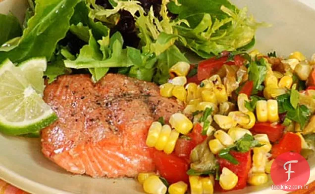 Salmão grelhado com sabor de milho assado