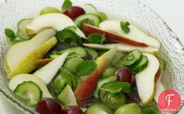 Salada de Pêra e uva