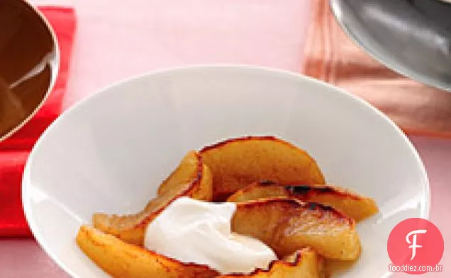 Maçãs Caramelizadas Com Alecrim Fresco