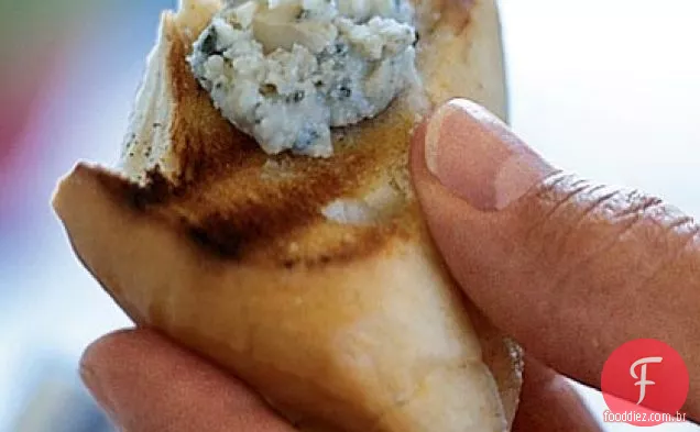 Bruschetta Gorgonzola e maçãs
