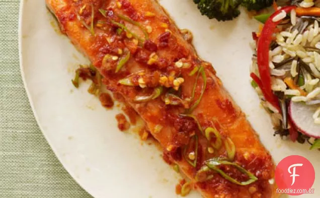 Salmão Envidraçado Com Pimenta