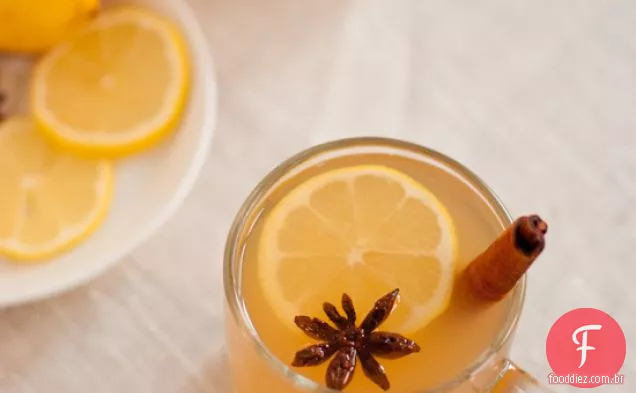 Maçã Cidra Quente Toddy