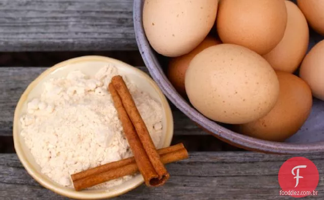 Panquecas de canela de maçã sem grãos