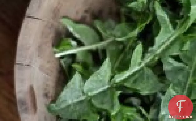 Maçãs E Peras Salteadas Em Manteiga