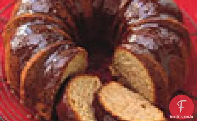 Bolo De Especiarias de maçã com esmalte de açúcar mascavo