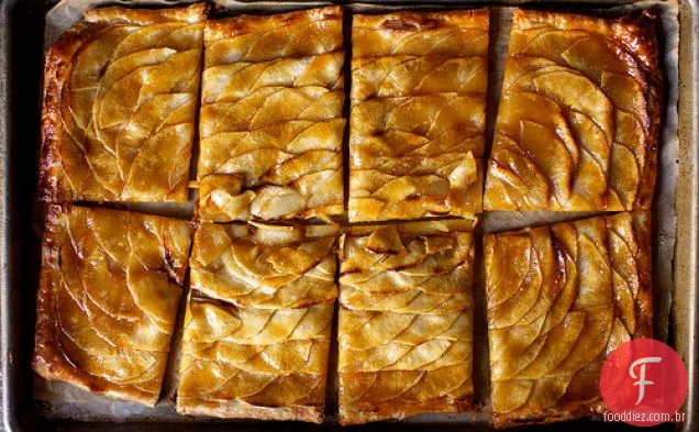 Torta De Mosaico De Maçã Com Caramelo Salgado