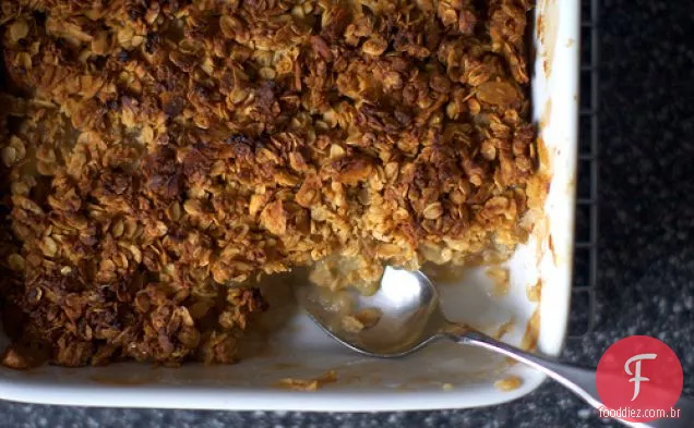 Café Da Manhã Apple Granola Crisp