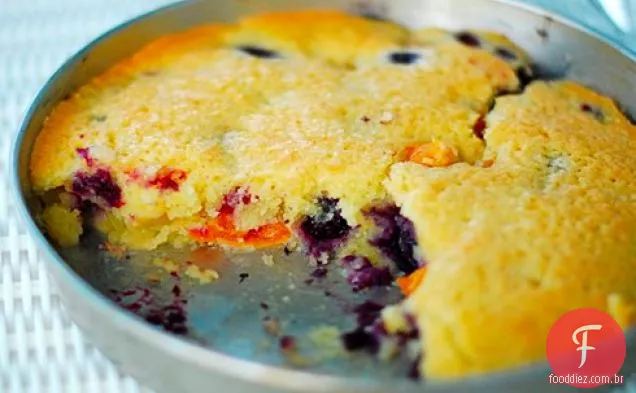 Bolo de damasco-mirtilo