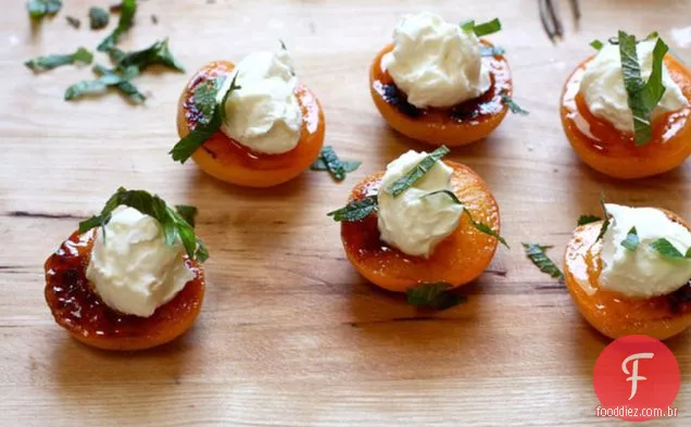 Damascos Torrados Simples Com Mascarpone De Mel