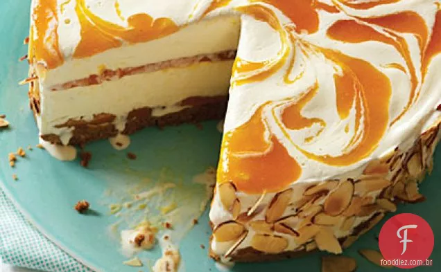 Torta De Sorvete De Redemoinho De Amêndoa De Damasco
