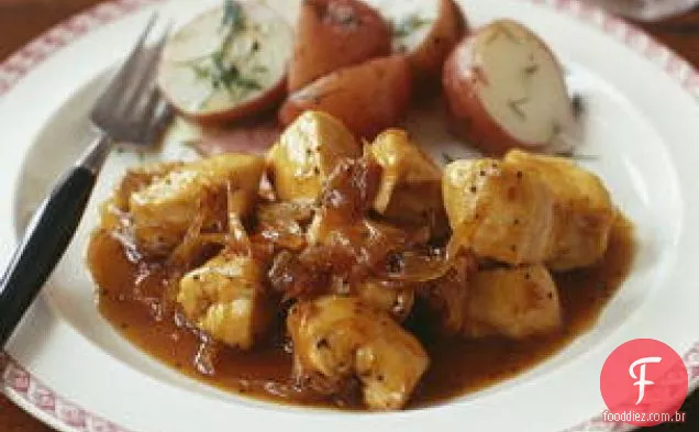 Frango De Papoula De Damasco Com Batatas De Endro