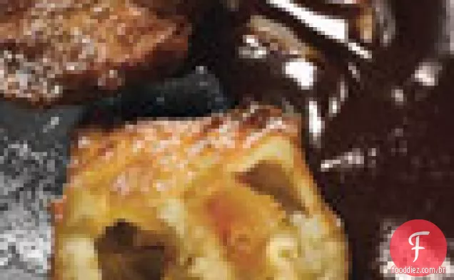 Beignets de Damasco cristalizados com molho de chocolate