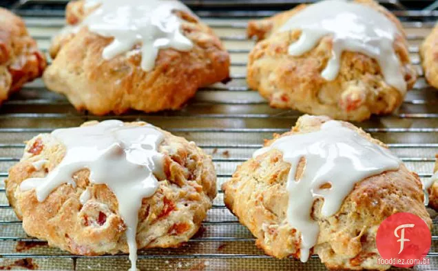 Scones De Iogurte De Damasco