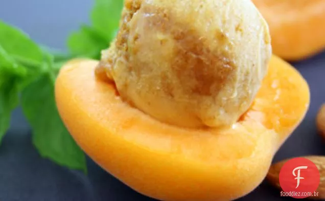 Sorvete De Damasco Assado Com Ondinha De Praliné De Amêndoa Melhor Li