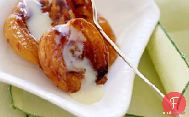 Damascos Assados Com Dulce De Leche