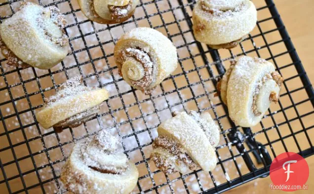 Alperce Pecan Rugelach