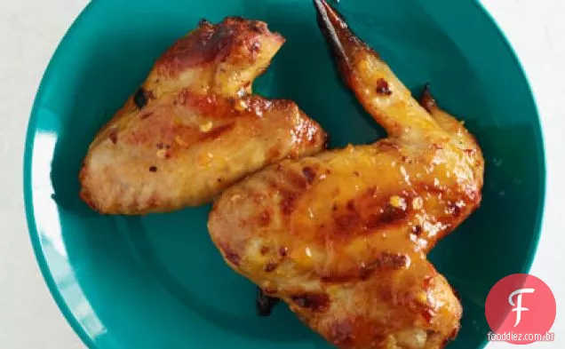 Asas De Frango Com Vidro De Damasco Picante Grelhado