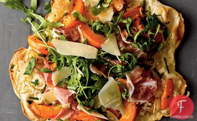 Alperce e Prosciutto Pizza de crosta fina