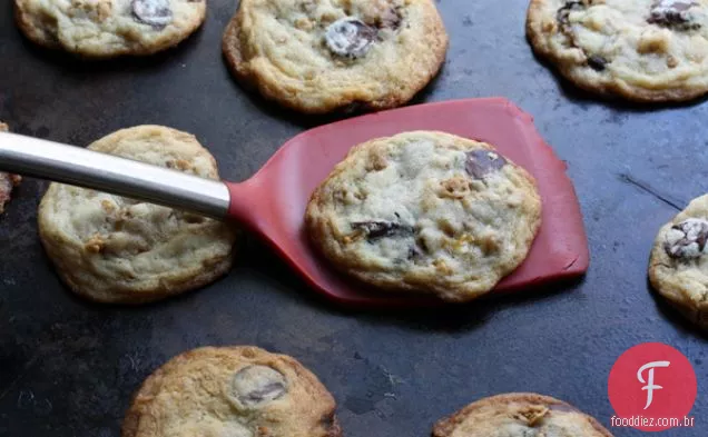 Biscoitos De Banana, Chocolate E Granola
