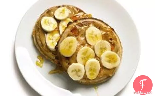 Waffles Com Manteiga De Nozes E Bananas