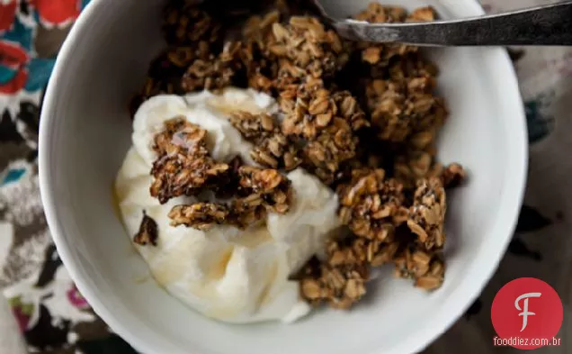 Granola torrada da Banana-porca