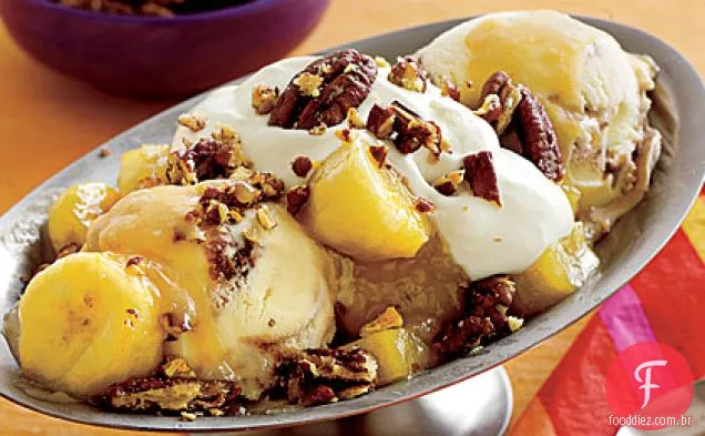 Abacaxi - Banana Sundaes