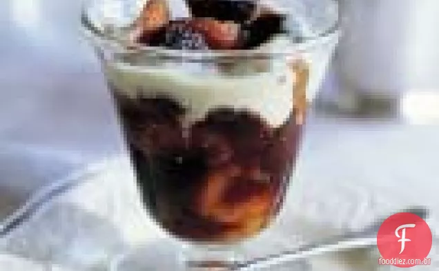 Compota de frutos secos com Bourbon e Crème Anglaise