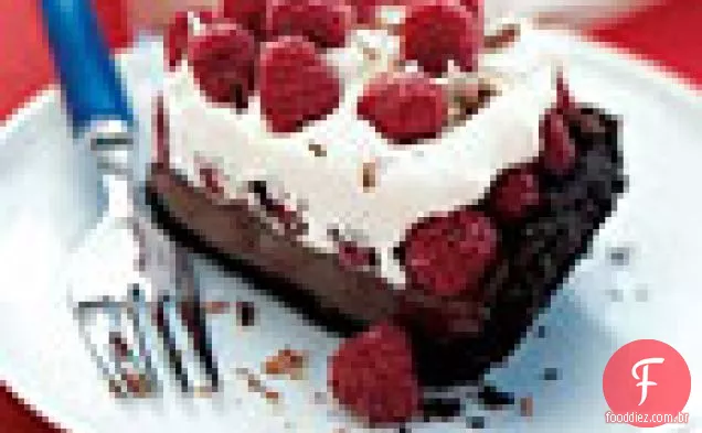 Torta De Creme De Framboesa Com Fundo Preto