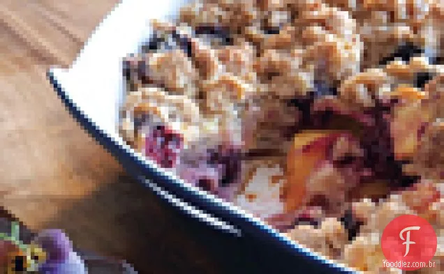 Nectarina-Blackberry Crisp