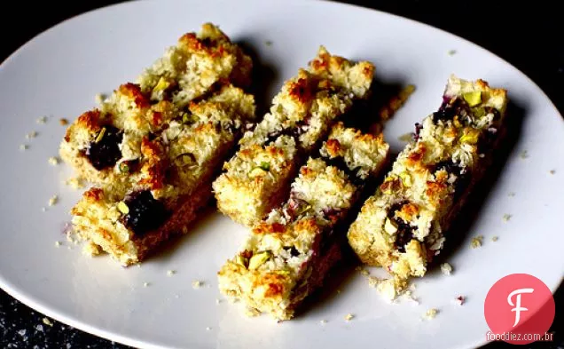 Blackberry E Coco Macaroon Tart