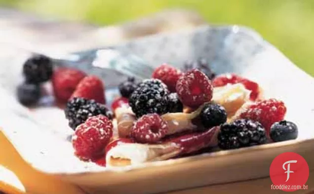 Blackberry-Creme De Queijo Crepes