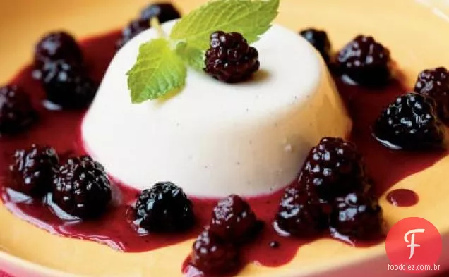 Creme de leite Panna Cotta com compota de Amora - Zinfandel