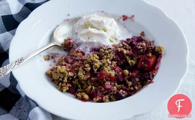 Peach Berry Crisp