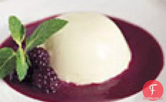Limão Panna Cotta com molho de Amora