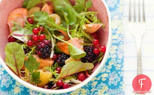 Salada De Salmão E Baga
