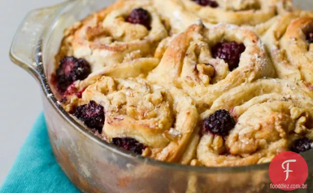 Blackberry Walnut Oat Camomila Rola Com Cobertura De Coco