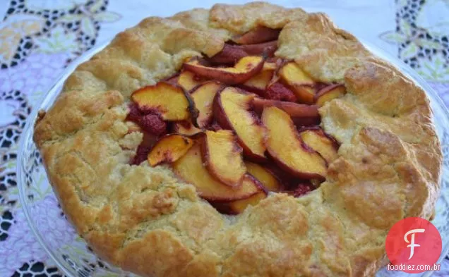 Crostata De Frutas De Caroço Com Crosta De Espelta