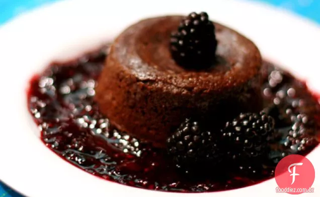 Bolos de Chocolate derretido Com Molho De Baga