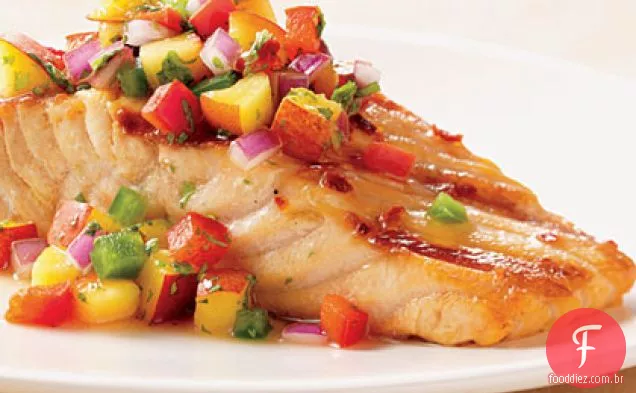 Salmão com Salsa de nectarina