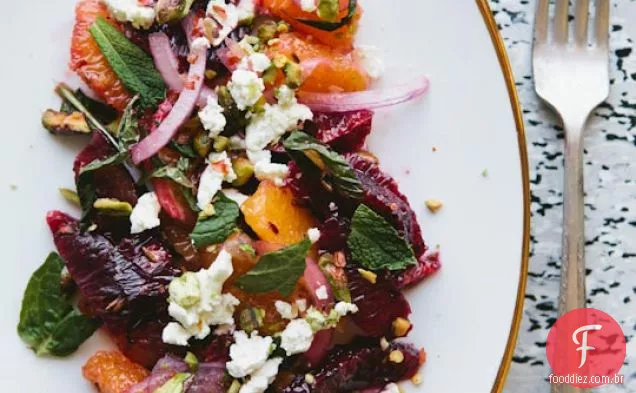 Salada de laranja de sangue de inspiração siciliana