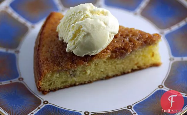 Bolo De Cardamomo Laranja Sangue Com Sorvete De Feta De Hortelã