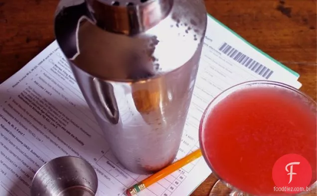 Coquetel De Imposto De Renda Coquetéis E Bebidas Espirituosas