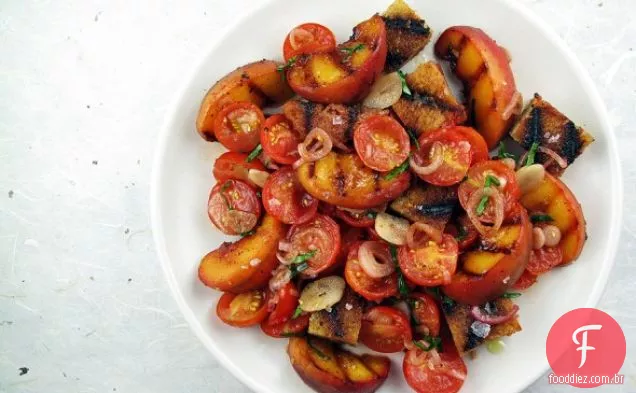 Panzanella Pêssego Grelhado