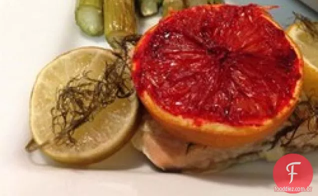 Salmão Cítrico Em Pergaminho