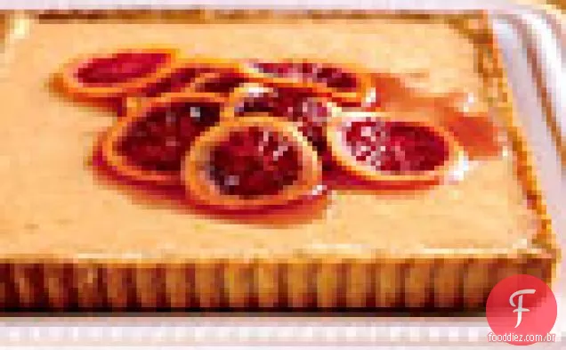 Torta de laranja fresca com crosta de avelã