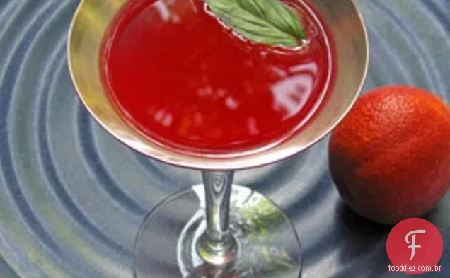 Thai Basil Blood-Laranja Martini