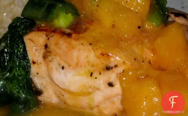 North Shore Parte 2: Salmão assado na panela da Diva doméstica com salsa de Manga