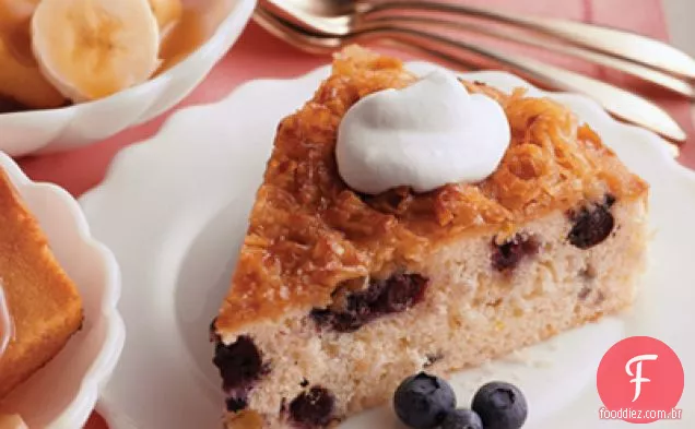 Bolo De Mirtilo Com Cobertura De Coco